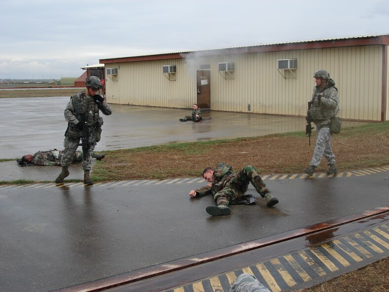 First responders from the 39th Security Forces Squadron secure an area as part of a major accident response exercise during a Unit Effectiveness Inspection Oct. 11, 2012, at Incirlik Air Base, Turkey. The U.S. Air Forces in Europe/Air Forces Africa Inspector General Team visited Incirlik Oct. 8-13 to evaluate the mission effectiveness of the 39th Air Base Wing. Overall, the wing earned an “Excellent” rating. (Courtesy photo)  