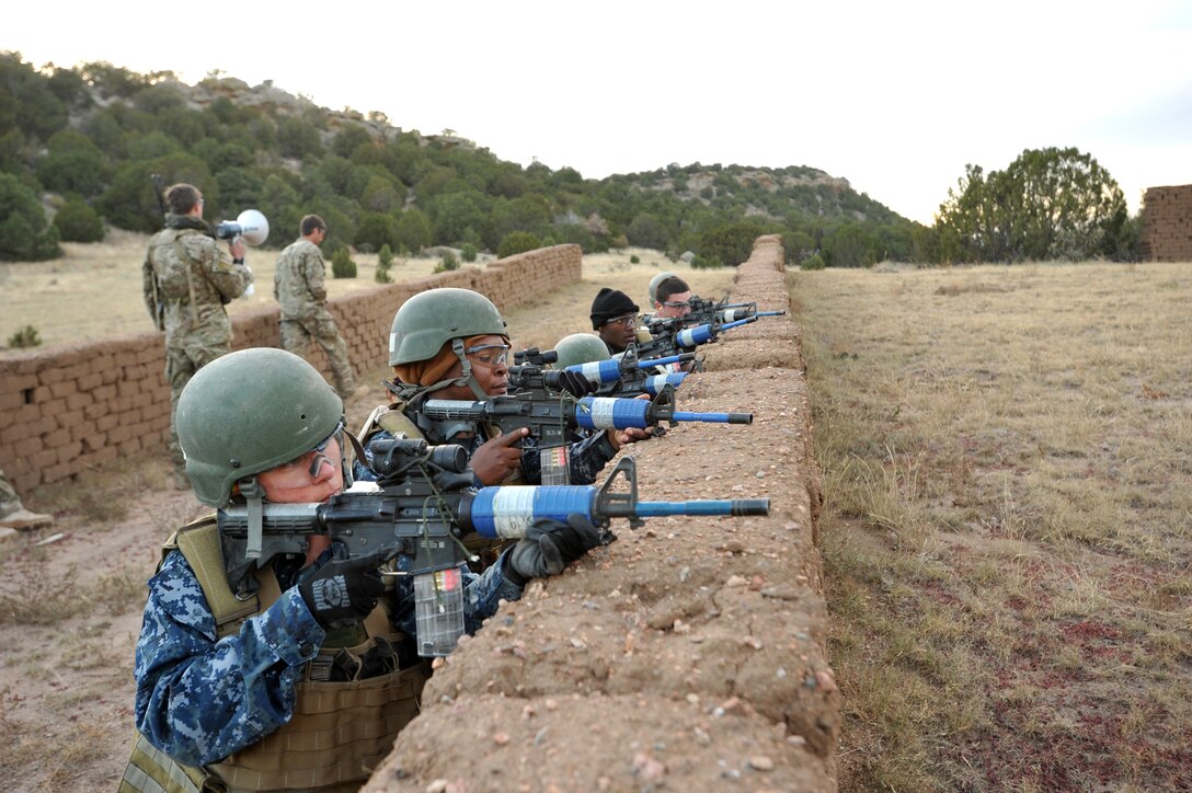 Reserve sailors receive training in combat tactical skills from members of the Army's 10th Special Forces Group Operational Detachment on Fort Carson, Colo., Oct. 10, 2012. 