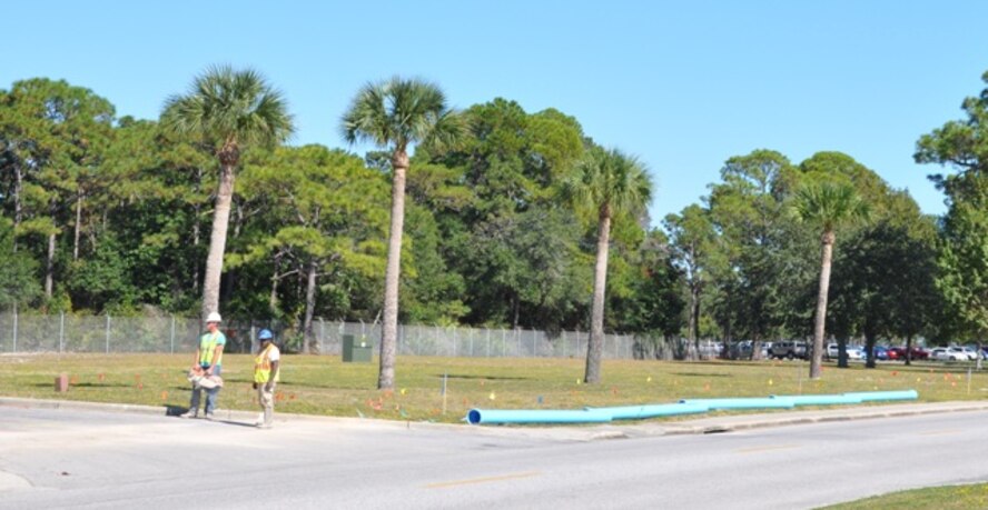 Civil engineer contractors work on replacing the Suwannee Avenue drinking water main with an estimated completion date of March 2013. (U.S. Air Force photo by Staff Sgt. Kirsten Wicker)