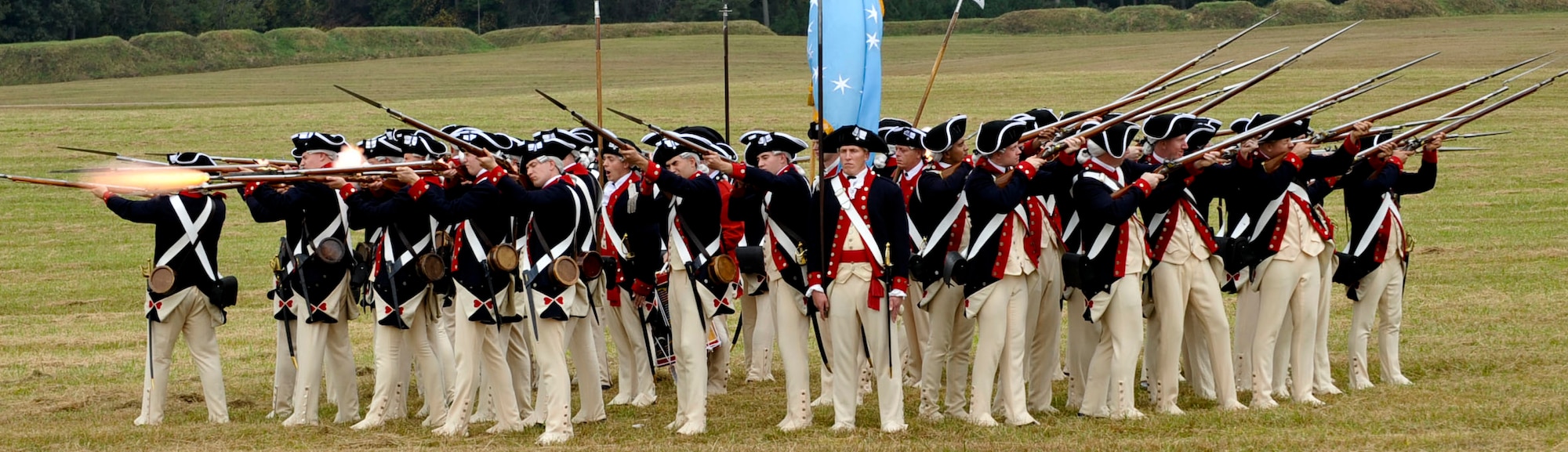 Members of the 3rd Infantry Regiment – Commander-in-Chief’s Guard, from Fort Myer, Va., demonstrate the square battle formation used during the revolutionary war era in Yorktown, Va., as part of the annual Yorktown Day celebration, Oct. 19, 2012. The day’s events were held to celebrate the success of Gen. George Washington and the Continental Army at Yorktown in 1781. (U.S. Air Force photo by Staff Sgt. Wesley Farnsworth / Released) 