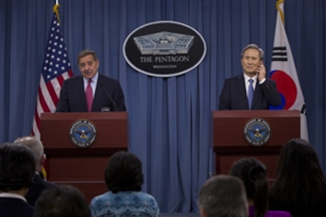 Secretary of Defense Leon E. Panetta, left, and South Korea's Minister of National Defense Kim Kwan-jin conduct a joint press conference in the Pentagon on Oct. 24, 2012.  Panetta and Kim, along with their senior advisors and foreign affairs officials, met earlier for the 44th U.S.-Republic of Korea Security Consultative Meeting.  