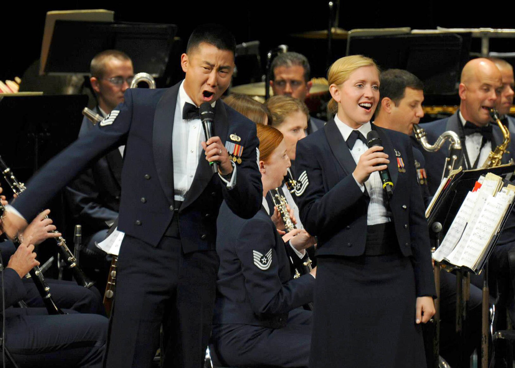 The United States Air Force Concert Band and Singing Sergeants will be performing live on Maryland Public Television WRC-TV, Sunday, Nov. 11 at 7 p.m.!  The band will be featured on the Veterans? Day favorite program titled ?America?s Veterans,? and the performance will honor those who have served in all branches of the military. (U.S. Air Force photo)  