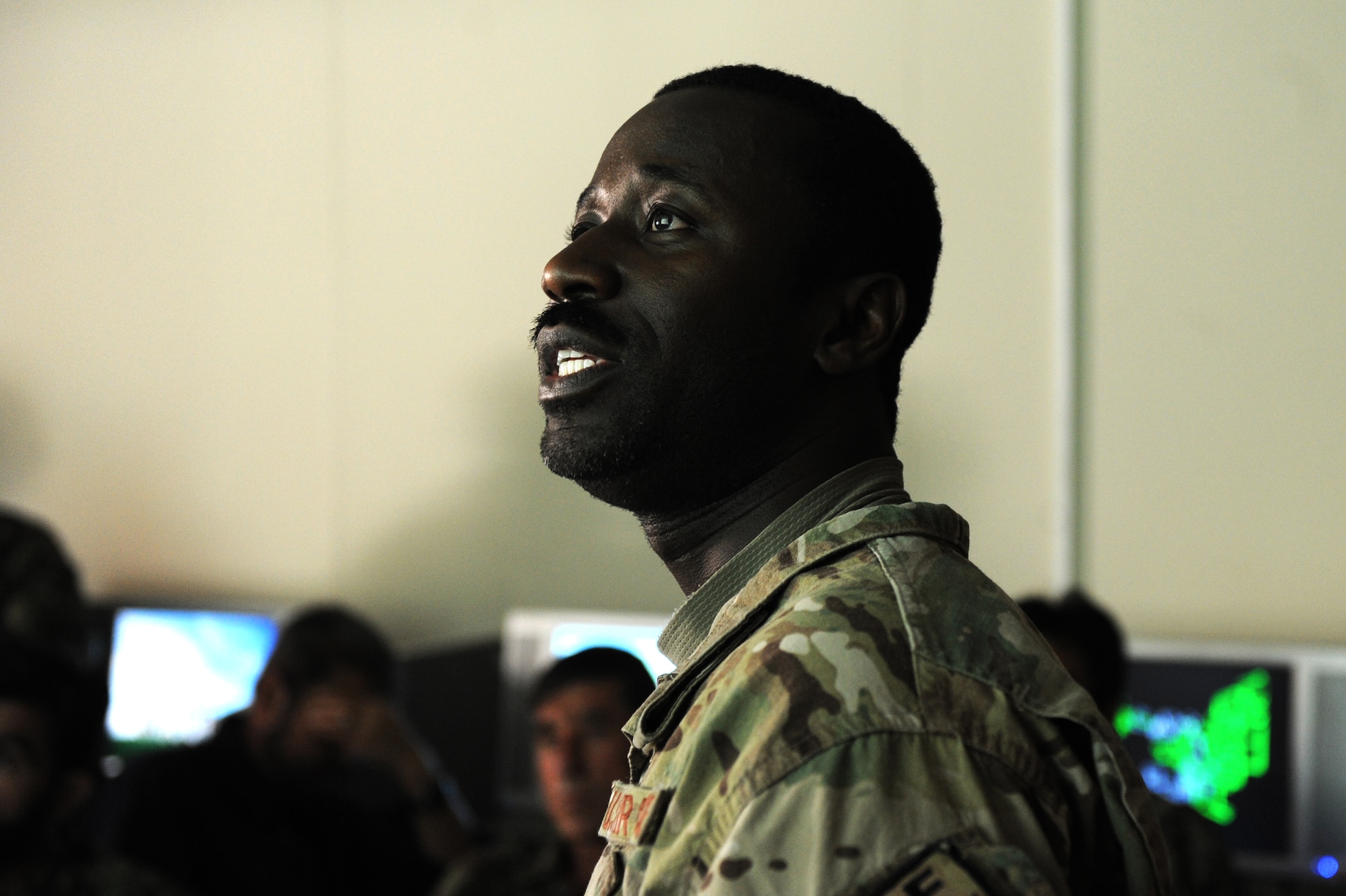 Master Sgt. Fred Anane, 438th Air Expeditionary Advisory Group Plans and Scheduling Advisor teaches a class of Afghan Air Force soldiers about charts and graphs in the Microsoft Excel program at the Kabul, Afghanistan, International Airport. Anane, with the help of Master Sgt. Mark Jansen, 438th AEAG Quality Assurance advisor, developed computer classes for AAF schedulers, mission operations control center personnel and analyst soldiers.(Air Force photo by Staff Sgt. Melissa K. Mekpongsatorn) 
