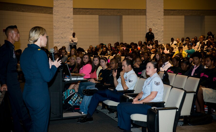 Maj. Caroline Jensen, U.S. Air Force Thunderbird 3 right wing pilot, talks with Valdosta High School students at Valdosta High School, Ga., Oct. 26, 2012. Jensen talked with the students about her unique opportunities while serving her country. (U.S. Air Force photo by Senior Airman Douglas Ellis/Released) 
