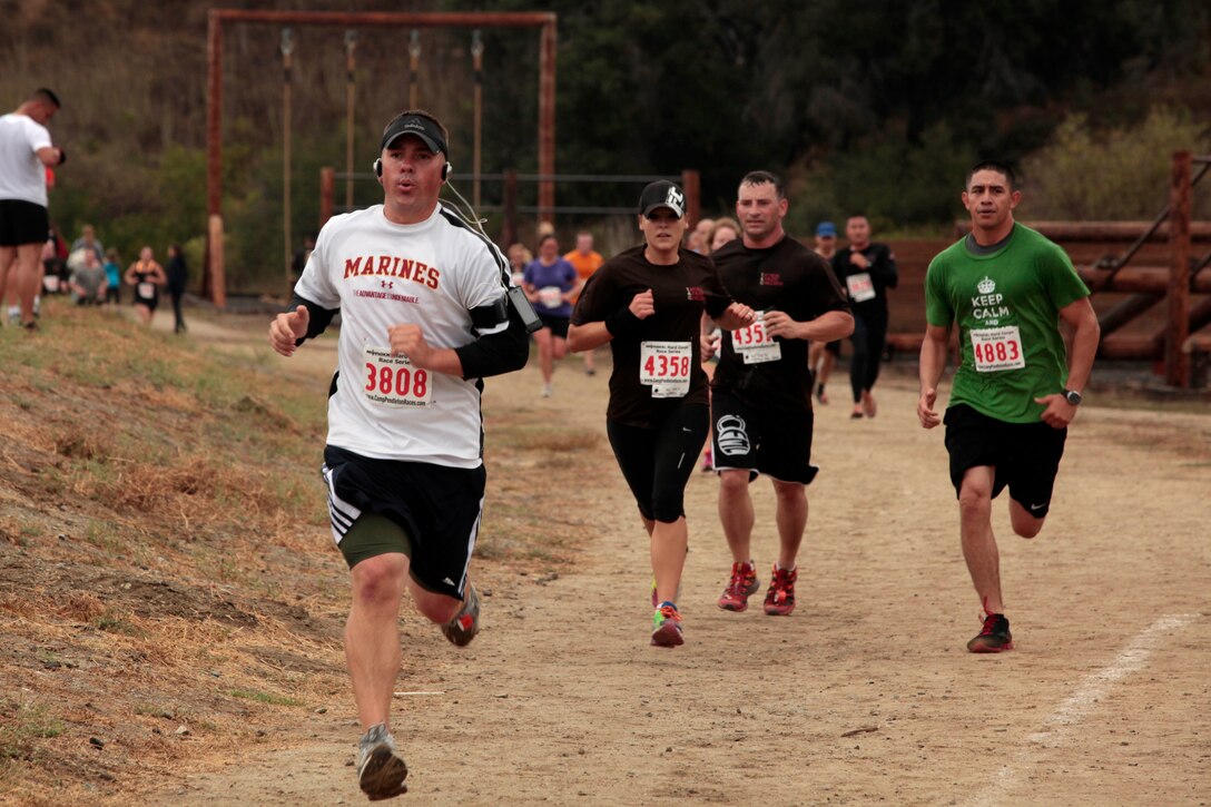 Runners roam Buffalo Alley