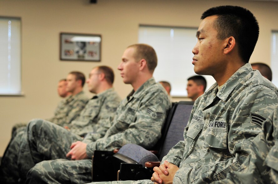 U.S. Air Force Airmen listen as retired U.S. Army  Sgt. Scott Stephenson and his mother Luana Schneider speak at the airman leadership school, Shaw Air Force Base, S.C. Aug. 29, 2012.  Stephenson talked to the future leaders about his experience of being injured while on a deployment in Iraq, and the resiliency he practices in his life to stay positive while living with his scars.(U.S. Air Force photo by Airman Nicole Sikorski/Released)
