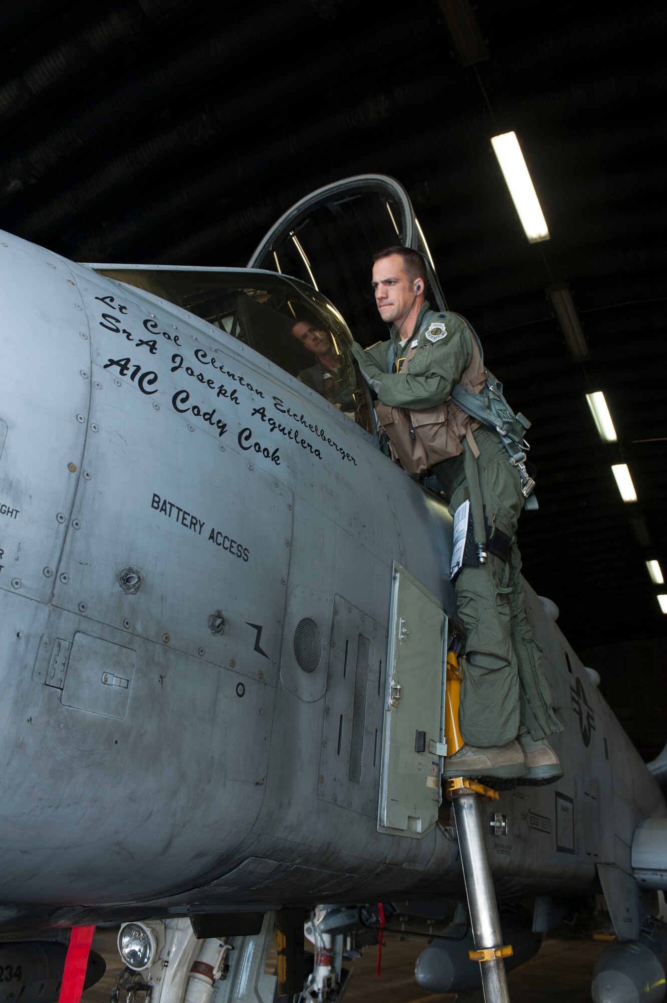 SPANGDAHLEM AIR BASE, Germany – Lt. Col. Clinton Eichelberger, 81st Fighter Squadron commander, prepares to step into an A-10 Thunderbolt II on the flightline here Sept. 4, to take off for Ramstein Rover 2012 (RARO12). This month-long tactical flying exercise is held at and around Namest Air Base, Czech Republic. More than 15 nations are participating in the NATO partnership building exercise, which will give each country the opportunity to share joint tactics, techniques, capabilities and procedures. (U.S. Air Force photos by Senior Airman Natasha Stannard/Released)