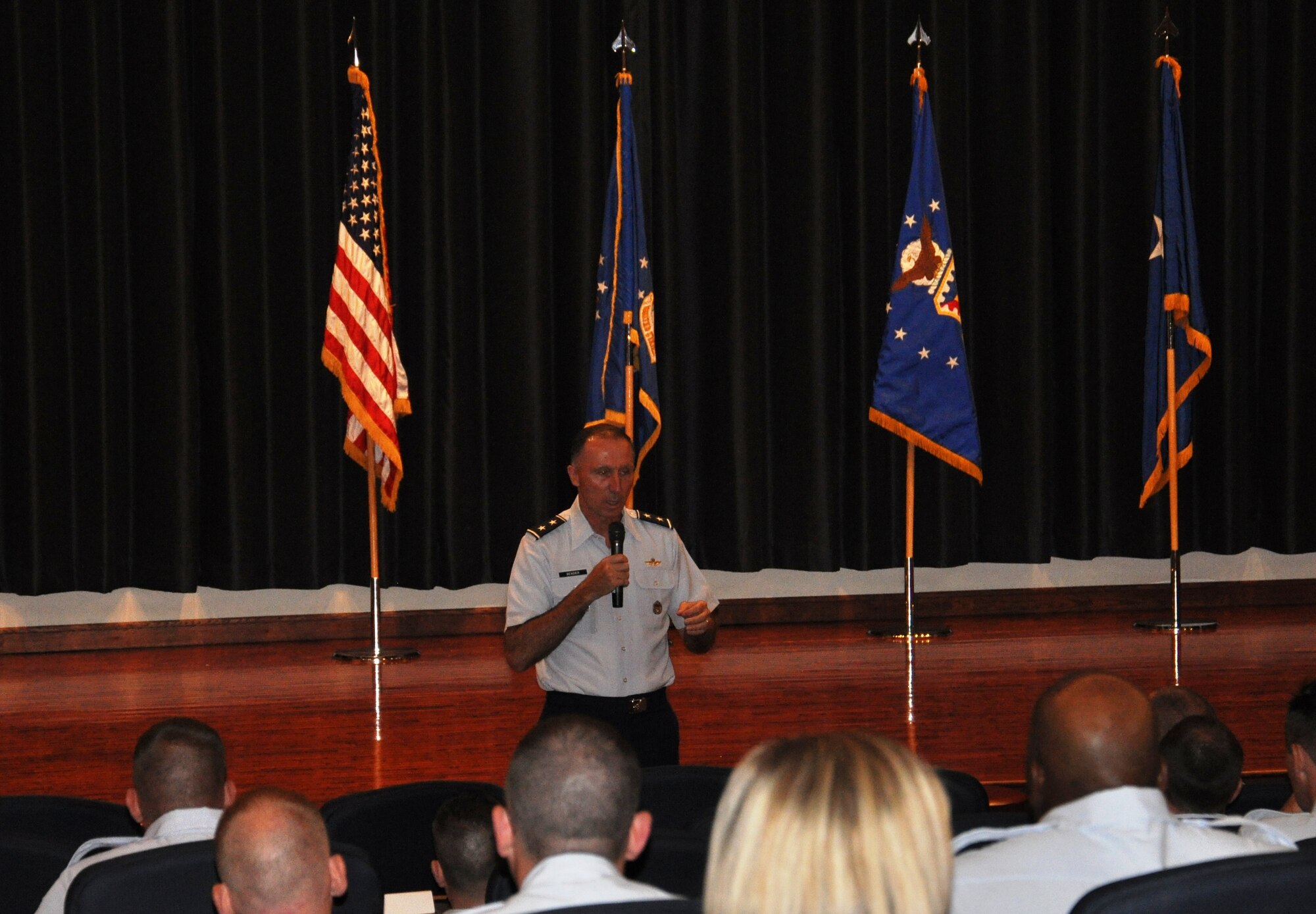 JOINT BASE MCGUIRE-DIX-LAKEHURST, N.J. - Maj. Gen. Bill Bender, U.S. Air Force Expeditionary Center commander, discusses the importance of resilience training to Air Mobility Command's inaugural Master Resilience Instructor Course offered here recently. The course prepares graduates with the skills and confidence needed to to go back to their home stations and provide resilience training for Airmen across AMC. (U.S. Air Force photo by Capt. Sybil Taunton)