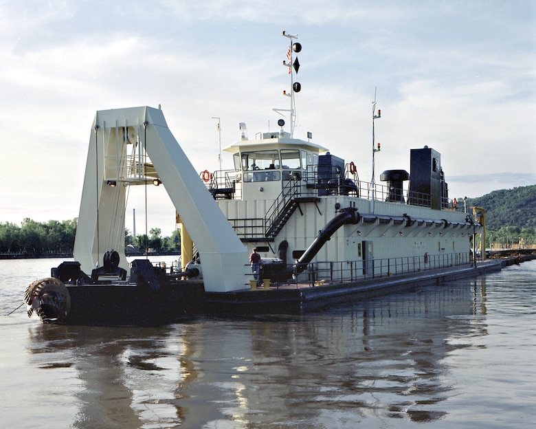 The Dredge Goetz, owned by the U.S. Army Corps of Engineers St. Paul District, is 225 feet long by 39 feet wide and eight feet deep, with a five-foot draft. 