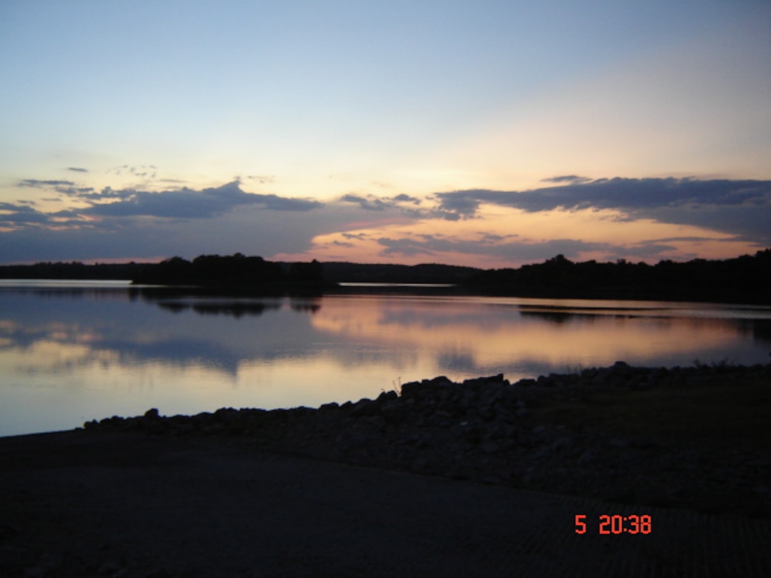 Sunset at Heyburn Lake