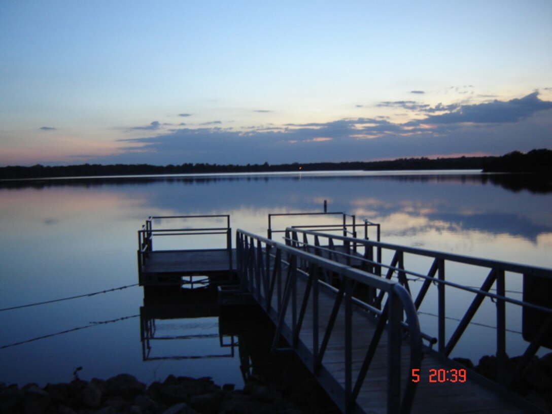 Courtesy dock at Heyburn Lake