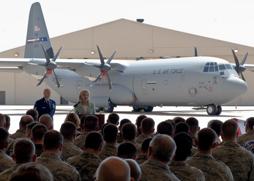 U.S. Sen. Kay Bailey Hutchison talks about the new 2-Bay Hangar during the hangar’s official grand opening Sept. 5, 2012, at Dyess Air Force Base, Texas. The hangar includes fire wall separation between bays and appropriate ventilation systems to accommodate both C-130J and B-1 aircraft. (U.S. Air Force photo by Airman 1st Class Charles V. Rivezzo/Released) 
