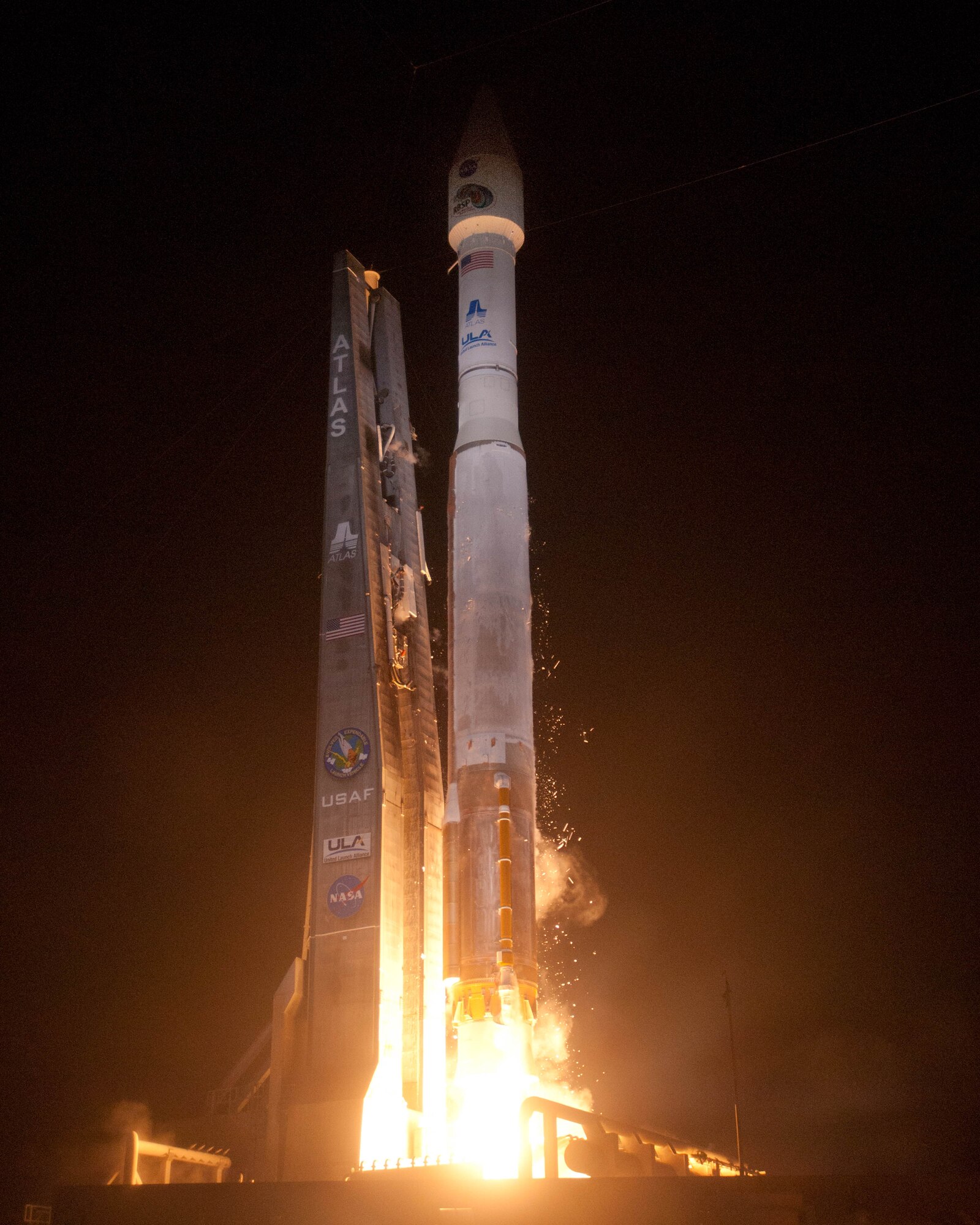 A United Launch Alliance Atlas V rocket blasts off from Space Launch Complex 41 at Cape Canaveral Air Force Station at 4:05 a.m. EDT Aug. 30 with NASA’s twin Radiation Belt Storm Probes mission. (Photo by Pat Corkery, ULA)