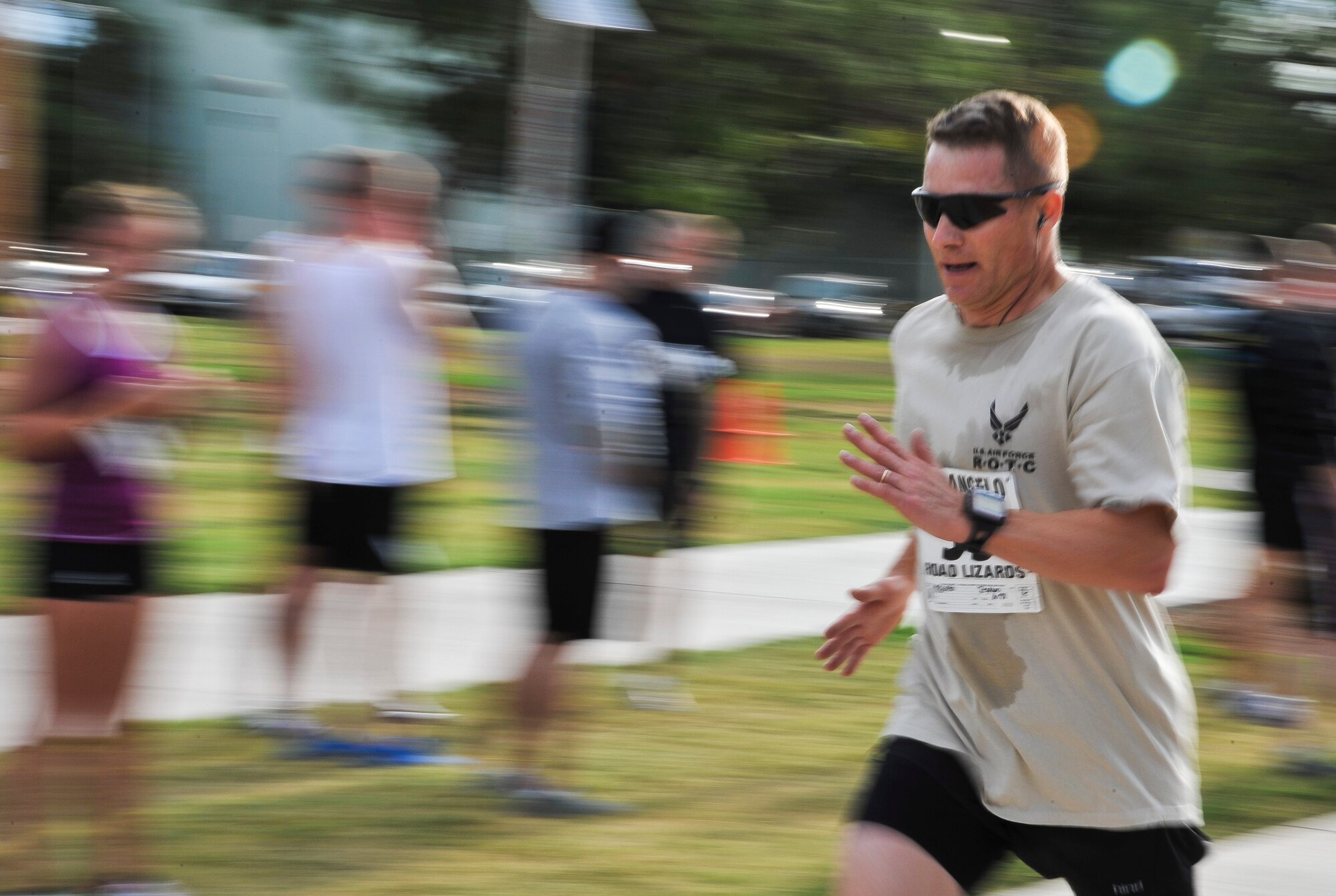 SAN ANGELO, Texas -- Lt. Col. Stephen Magnan, Angelo State University Reserve Officer Training Corps Detachment 847 Commander, runs to the finish line of Run to Remember at ASU Sept. 9. Run to Remember is a five km race and a one and a half mile race to commemorate the events that took place on Sept. 11, 2001. (U.S. Air Force photo/Airman 1st Class Michael Smith)