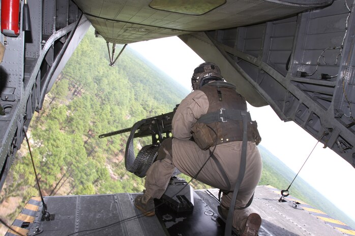 Two CH-53E Super Stallions with Marine Heavy Helicopter Squadron 461 joined up with the Army’s 18th Fires Brigade to support them out with a field exercise aboard Fort Bragg, N.C., Aug. 23. The Marines moved several M777 Howitzers, performed casualty evacuations and troop movement.
