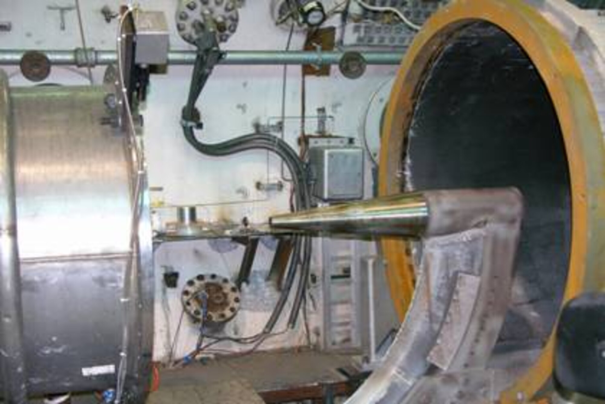 The gap between the AEDC Aerodynamic and Propulsion Test Unit’s nozzle and diffuser was widened to 54 inches in order to increase flexibility during Air Force Research Laboratory testing and allow more of the test article. Before making the modification, AEDC engineers used Computational Fluid Dynamics to ensure the work would not affect the test. The modification was one of several made to accommodate AFRL for its testing. (Photo provided)