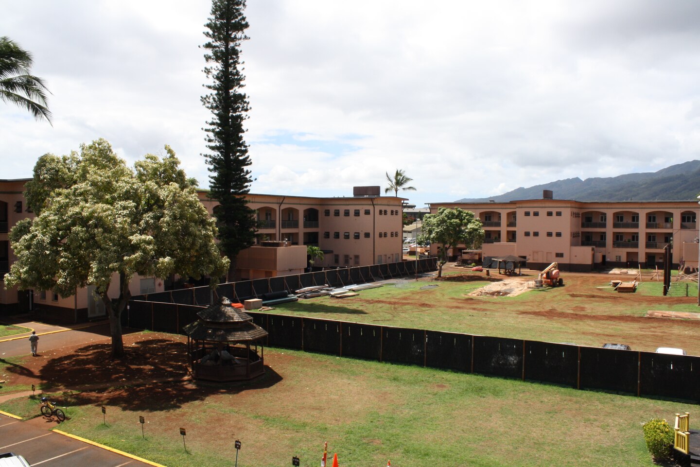 Officials from the U.S. Army Corps of Engineers, U.S. Army Garrison-Hawaii and contractor NAN Inc. performed a site blessing for the renovation of Quad D at Schofield Barracks Sept. 14. Quad D houses the famous 27th Infantry Regiment - “The Wolfhounds.”
Photo by Joseph Bonfiglio, Honolulu District Public Affairs