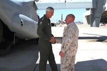 MARINE CORPS AIR STATION MIRAMAR, Calif. - Admiral Samuel J. Locklear,
commander of the U.S. Pacific Command, shakes hands with Maj. Gen. Melvin
Spiese, deputy commanding general, I Marine Expeditionary Force, after
Locklear landed aboard Marine Corps Air Station Miramar, Calif., Sept. 19, 2012.
Locklear flew on an MV-22 Osprey before coming to Miramar to speak to a
group of Marines from Marine Medium Tiltrotor Squadron 166. (Courtesy photo)