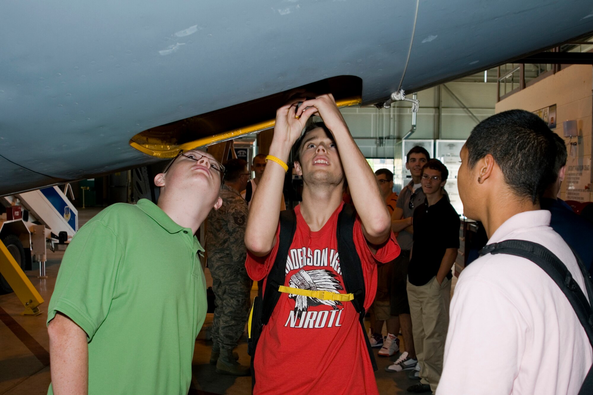 GRISSOM AIR RESERVE BASE, Ind. -- Students from Anderson High School, Anderson, Ind., look at the inside of the nose of a KC-135R Stratotanker during a base tour. Navy Junior ROTC students from Anderson visited the base to learn more about the military and the 434th Air Refueling Wing. (U.S. Air Force photo/Senior Airman Andrew McLaughlin)
