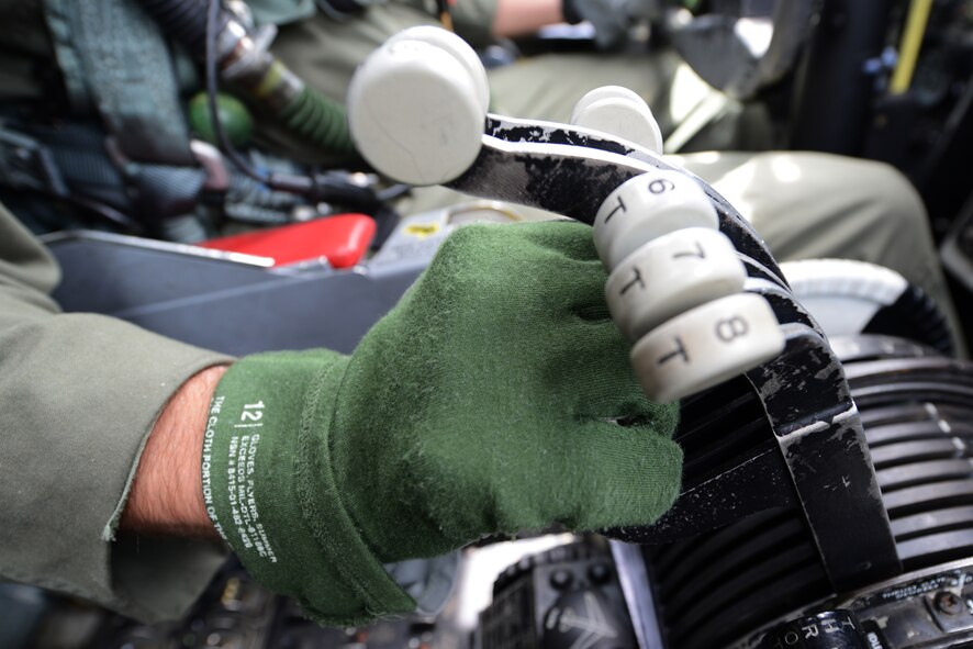 ANDERSEN AIR FORCE BASE, Guam - A pilot from the 69th Expeditionary Bomber Squadron goes to full throttle while on approach to the exercise area during Valiant Shield 2012, on Sept. 12. (U.S. Air Force photo by Senior Airman Carlin
Leslie/Released)
