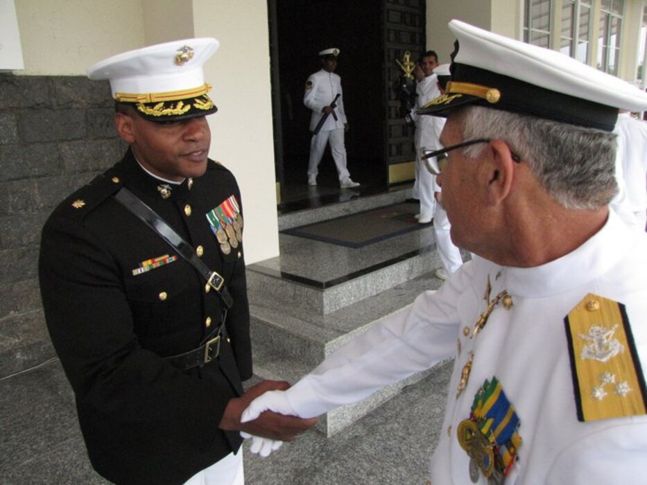 BRAZIL - Maj Bakion, an ET LATAM FAO, meeting a new Braziliam Commander