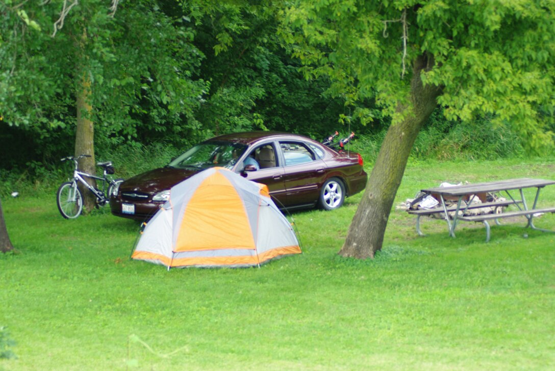 Lock and Dam 13 near Fulton, IL offers primitive camping near the Mississippi River.