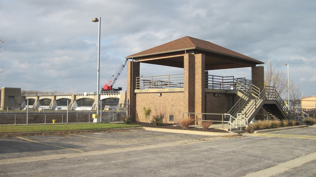 Observation deck overlooking Lock and Dam 21 on the Mississippi River in Quincy, IL.