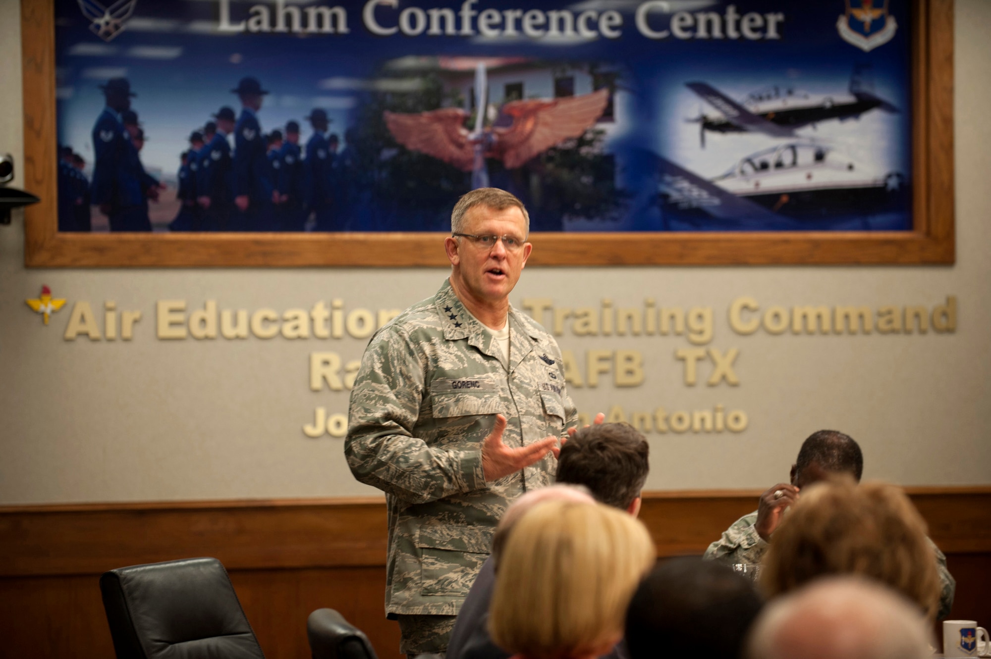 Lt. Gen. Frank Gorenc, Air Force assistant vice chief of staff and director of the Air Staff, talks to civic leaders about Air Education and Training Command capabilities on a tour at Randolph Air Force Base, TX, Oct. 30. The Air Force Chief of Staff Civic Leader Program members serve as advisors, key communicators and advocates for Air Force issues.  They provide ideas and feedback to the Secretary of the Air Force and Chief of Staff as to how Air Force missions can best be accomplished and monitor public attitudes toward the Air Force and Air Force missions.  (U.S. Air Force photo by Tech. Sgt. Sarayuth Pinthong)
