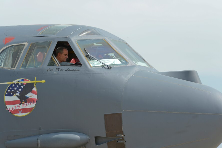 Chief of Staff Gen. Mark A. Welsh III is given a tour of the cockpit of a B-52H Stratofortress bomber on Barksdale Air Force Base, La., April 2, 2013. Chief Master Sgt. of the Air Force James A. Cody also joined the CSAF on a B-52 tour led by Barksdale crew chiefs and pilots. (U.S. Air Force photo/Senior Airman Micaiah Anthony)