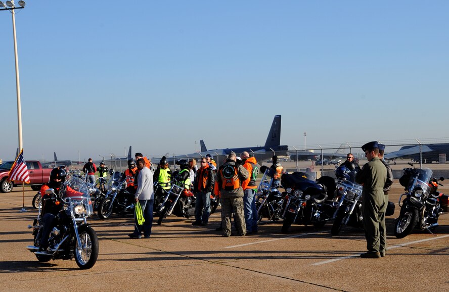 Motorcycle enthusiasts prepare for the Thunder on the Bayou motorcycle ride on Barksdale Air Force Base, La., April 5, 2013. The motorcycle ride was more than 100 miles long and took the riders more than two hours to complete. (U.S. Air Force photo/Airman 1st Class Benjamin Gonsier)