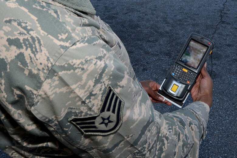 new id card scanning system at mcentire 169th fighter