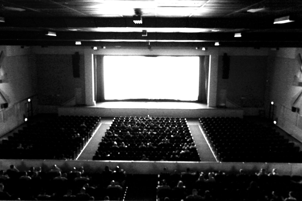 Sunset Cinema also shows sneak peeks of upcoming movies and new releases at the Sunset Cinema at a low cost for high-value entertainment. 