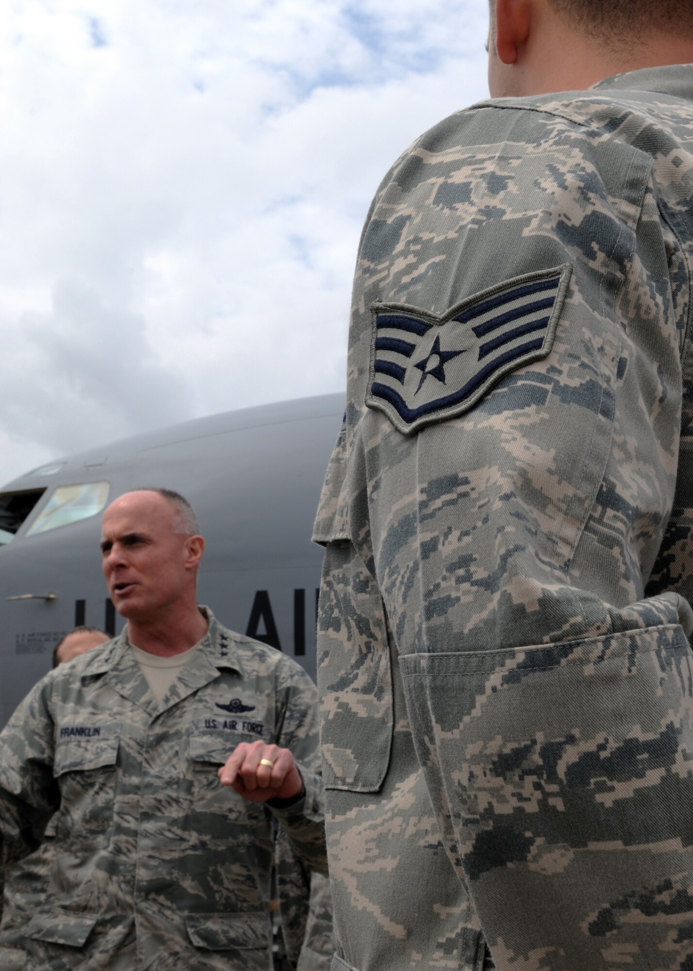 Lt. Gen. Craig A. Franklin, 3rd Air Force and 17th Expeditionary Air Force commander, talks to Airmen of the 351st Expeditionary Air Refueling Squadron April 9, 2013, during a visit to the deployed location in Southwest Europe. Franklin was on station to evaluate the 351st EARS’ assets and capabilities in addition to talking with Airmen in the unit. (U.S. Air Force photo by 1st Lt. Christopher Mesnard/Released)