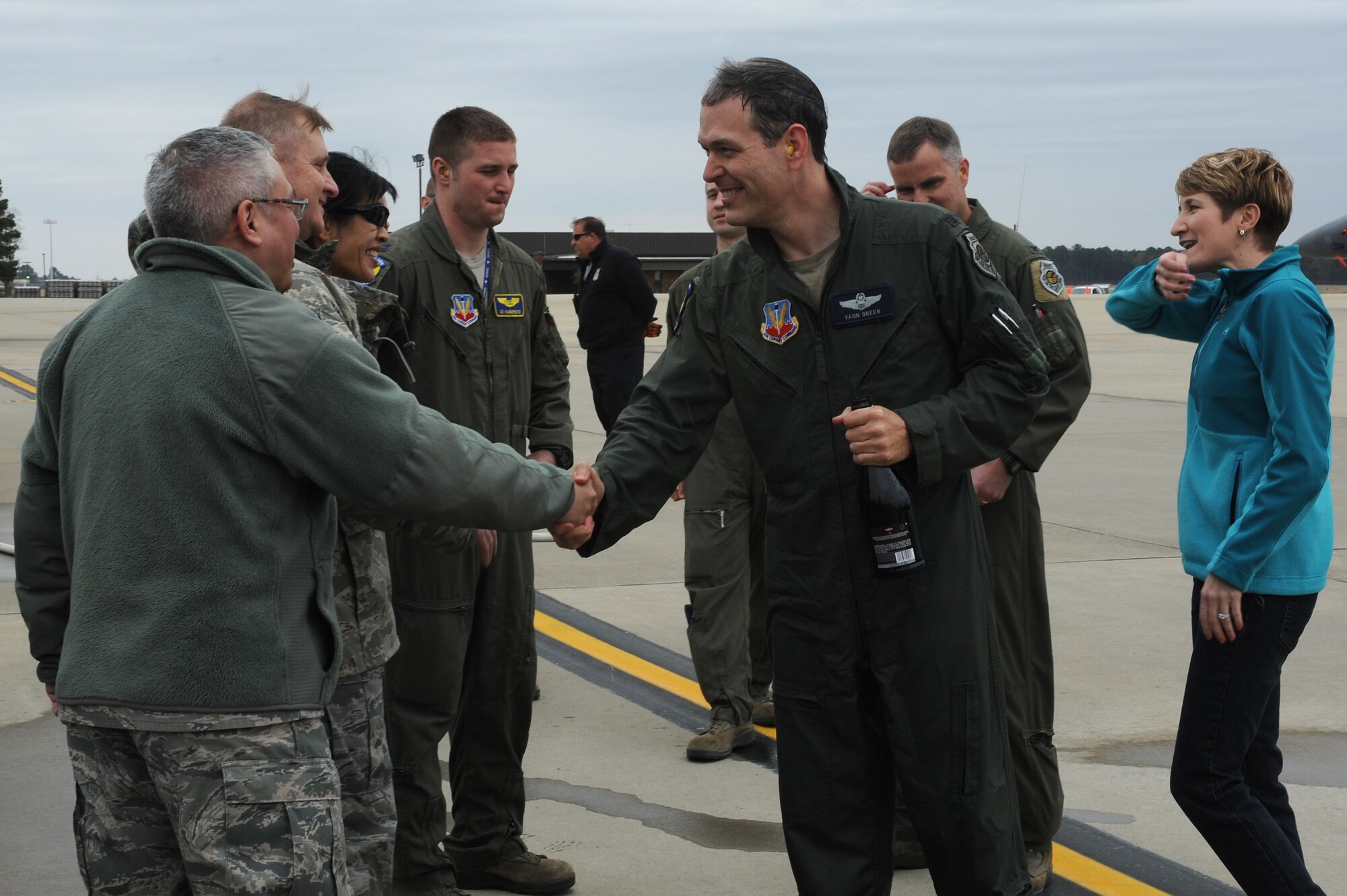 U.S. Air Force Airmen congratulate U.S. Air Force Col. Vann Green, 4th Fighter Wing vice commander, after his final flight on Seymour Johnson Air Force Base, N.C., April 4, 2013. Green has been serving as the 4th FW CV since May 2011 and will depart to become the Chief of Strategic Studies Group for the Chief of Staff of the Air Force. (U.S. Air Force photo by Airman 1st Class John Nieves Camacho/Released)