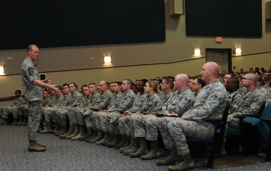 Chief Master Sgt. of the Air Force James Cody speaks to junior enlisted Airmen during an Airman's call April 12, 2013 at Joint Base Andrews, Md. Cody discussed Air Force issues including tuition assistance and the current fiscal environment. (U.S. Air Force
photo/Airman 1st Class Erin O'Shea)
