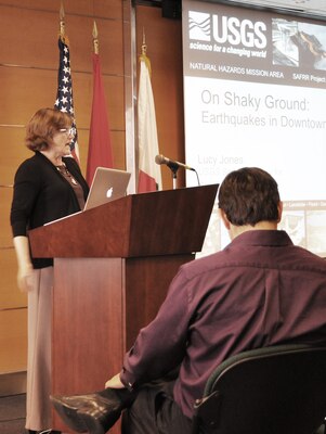 California seismologist Dr. Lucy Jones spoke to Los Angeles District employees April 15, at the invitation of the District’s Emergency Operations Center. Jones is the U.S. Geological Survey's Science Advisor for Risk Reduction. 