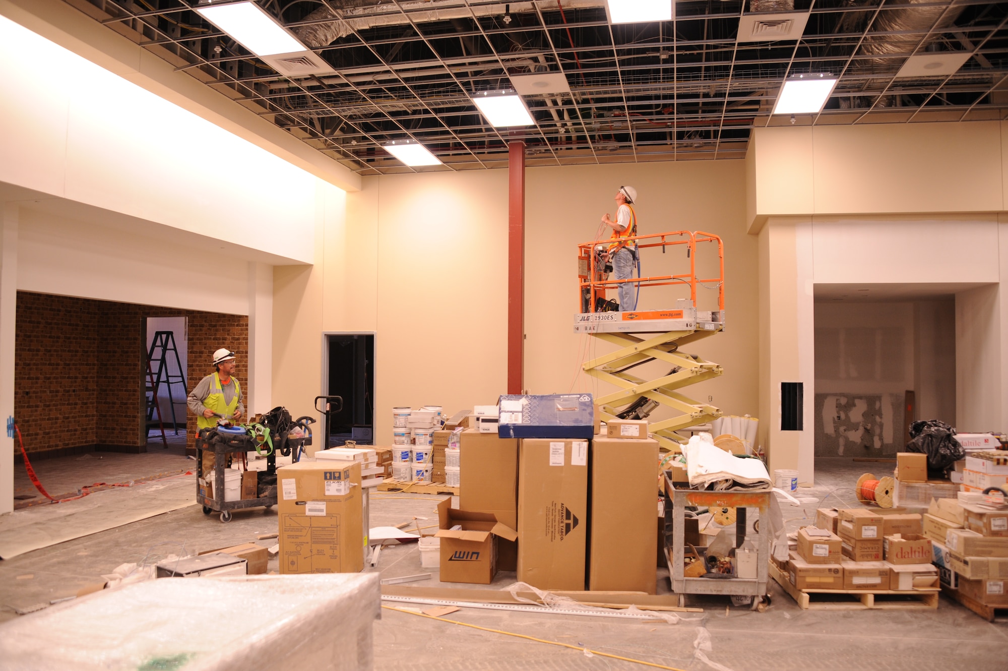 The Exchange's construction is paid for from non-appropriated AAFES funds. Much of the work has been completed by New Mexican companies.
(Photo by Todd Berenger)