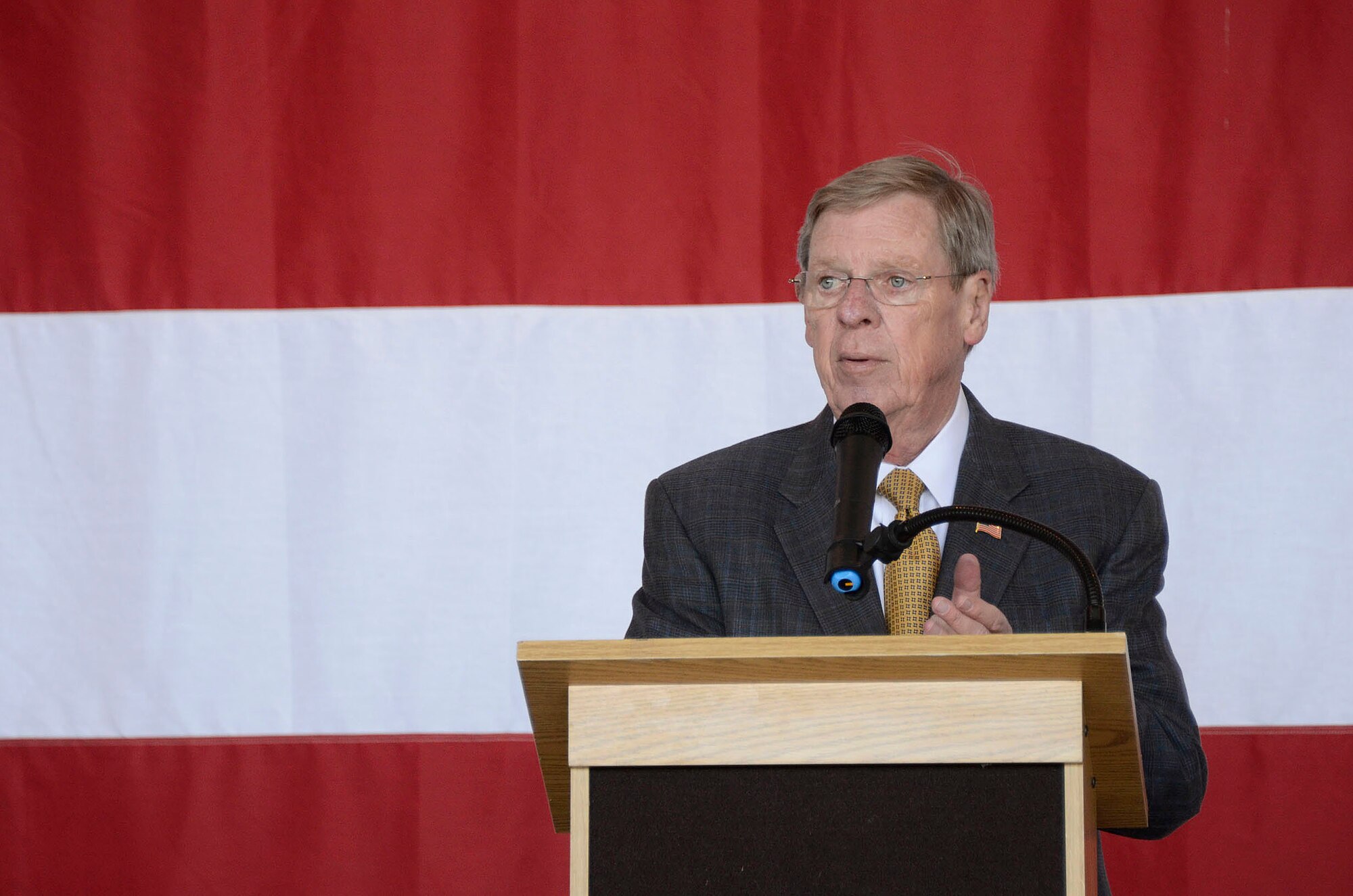The Honorable Johnny Isakson, United States Senator (GA-R) speaks to the students and parents attending the 2013 Georgia Congressional Delegation Academy Day held at Dobbins Air Reserve Base, Ga., April 20. (U.S. Air Force photo/Don Peek)