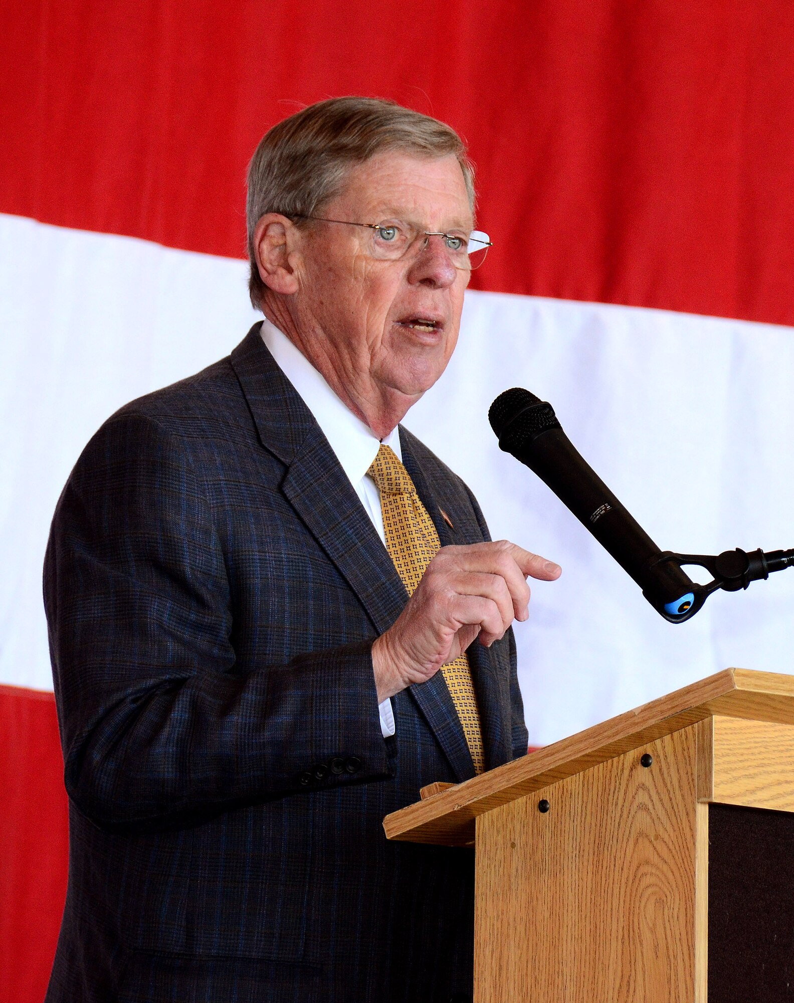 The Honorable Johnny Isakson, U.S. senator (R-GA) speaks to students and parents assembled at the 2013 Academy Day, Dobbins Air Reserve Base, Ga., April 20. The event allows high school students the opportunity to meet with representatives from each of the service academies, including West Point, the U.S. Naval Academy, the U.S. Air Force Academy, the Coast Guard Academy, and the U.S. Merchant Marines Academy. (U.S. Air Force photo/Brad Fallin)