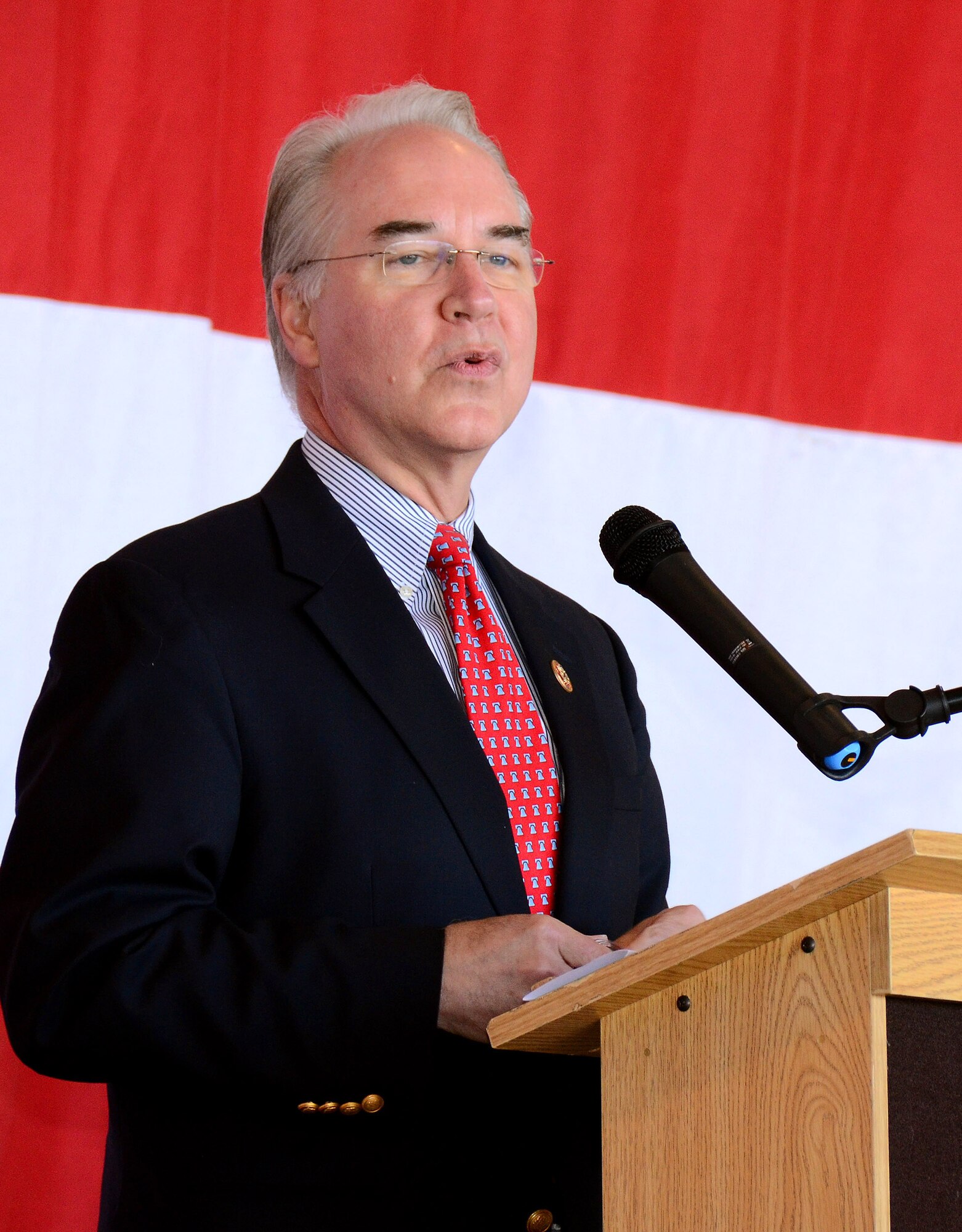 Tom Price, U.S. representative for Georgia’s 6th congressional district, speaks to students and parents assembled at the 2013 Academy Day, Dobbins Air Reserve Base, Ga., April 20. The event allows high school students the opportunity to meet with representatives from each of the service academies, including West Point, the U.S. Naval Academy, the U.S. Air Force Academy, the Coast Guard Academy, and the U.S. Merchant Marines Academy. (U.S. Air Force photo/Brad Fallin)
