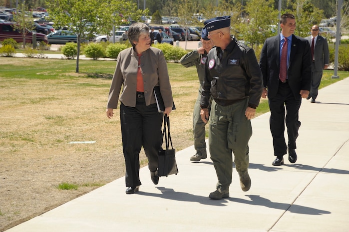 Homeland Defense Secretary Janet Napolitano and Gen. Gene Renuart, commander of NORAD and USNORTHCOM chat during Sec. Napolitano's visit to the Commands May 14. USNORTHCOM's mission of homeland defense and defense support of civil authorities means that the Command works closely with the Department of Homeland Security, while NORAD's mission of aerospace detection and warning, and maritime warning also dictates close coordination in partnership with DHS.

Photo by Tech Sgt. Aaron Bujan 

