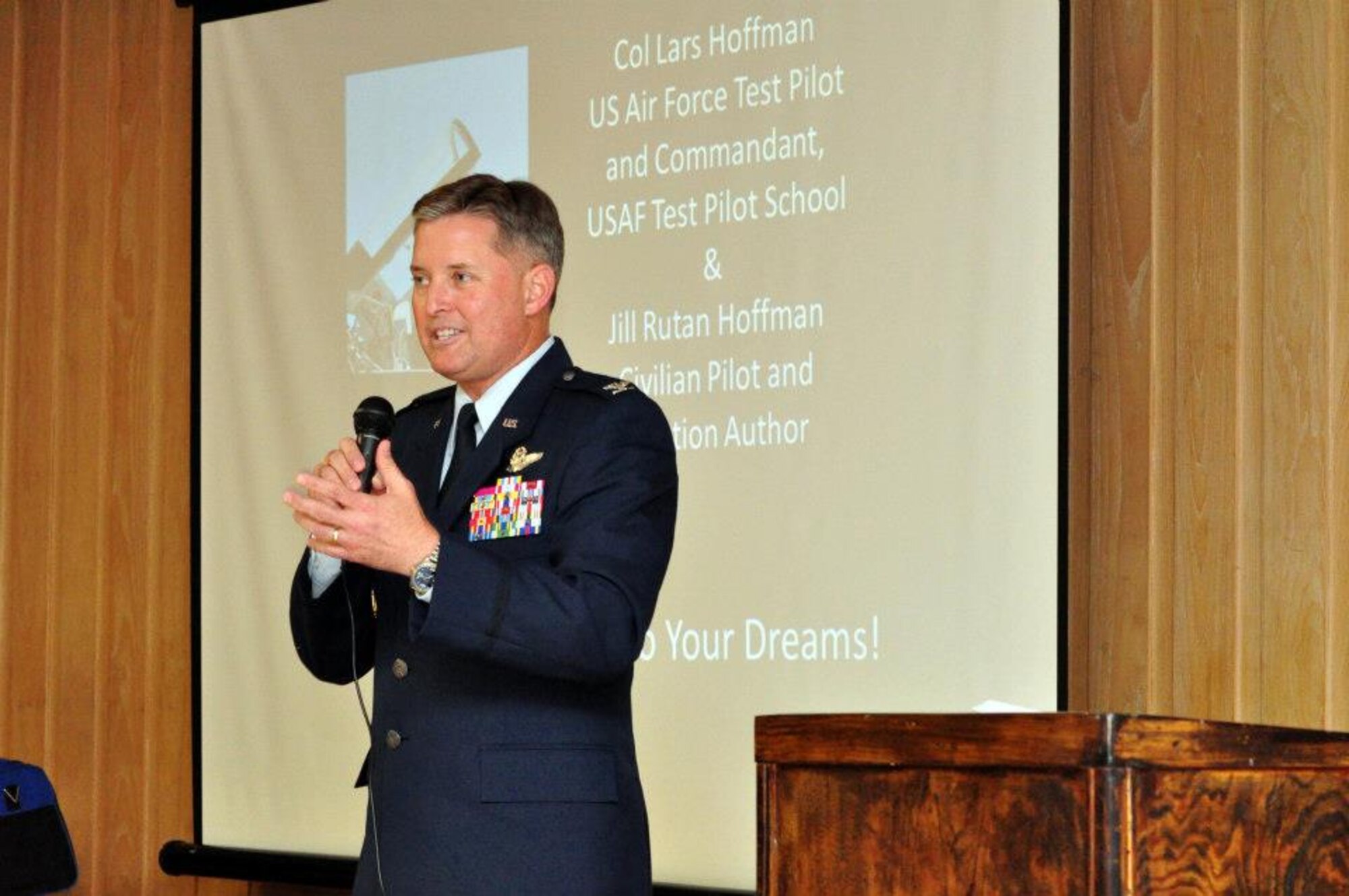 Col. Lawrence Hoffman, U.S. Air Force Test Pilot School commandant, speaks to local high school seniors at the 11th Annual Excellence in Academics Recognition Ceremony sponsored by the Mojave Transporation Museum and the Mojave Chamber of Commerce Apr. 24. (Courtesy photo)