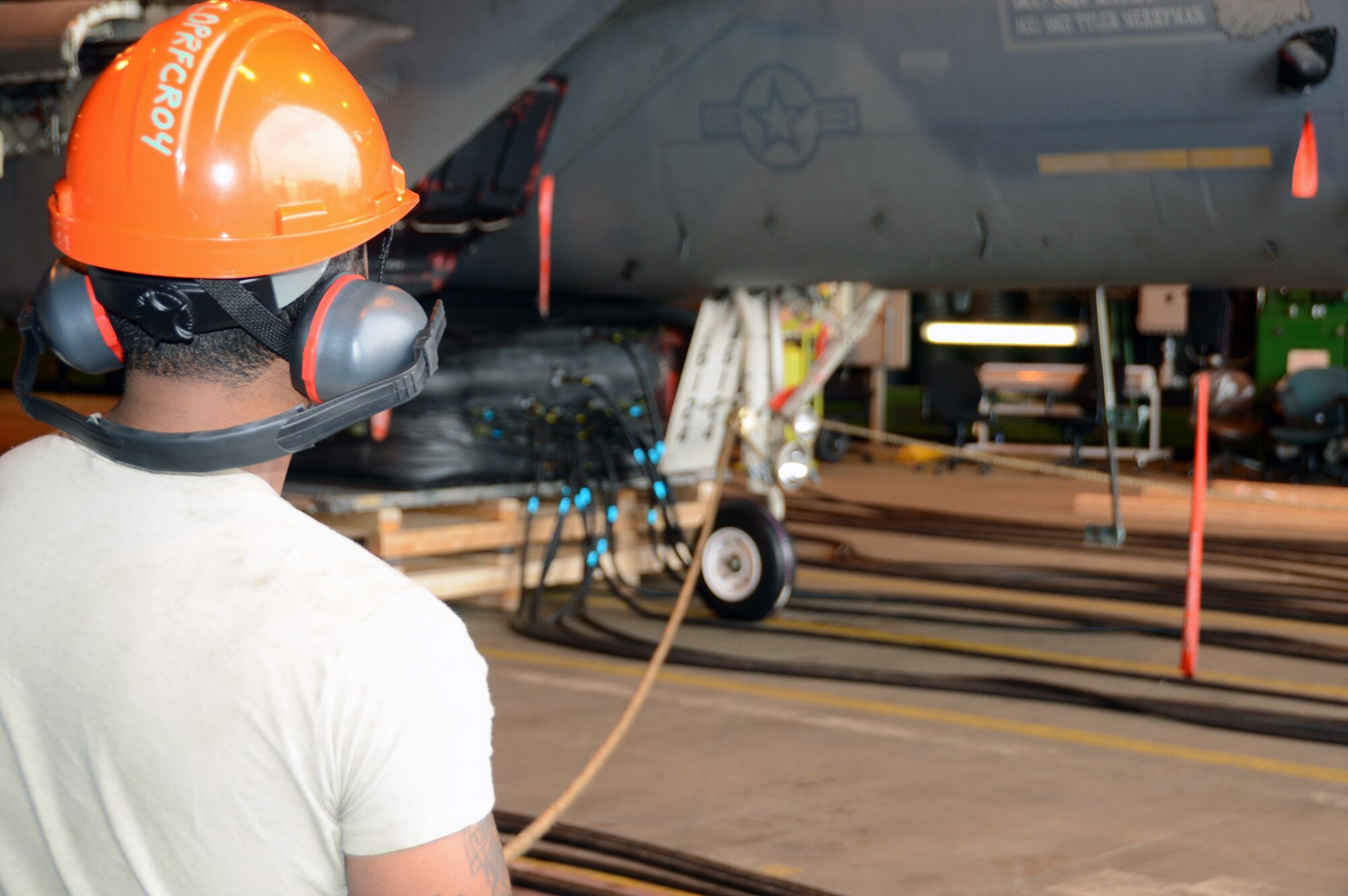 Crash recovery team provides liftoff &gt; Royal Air Force Lakenheath 