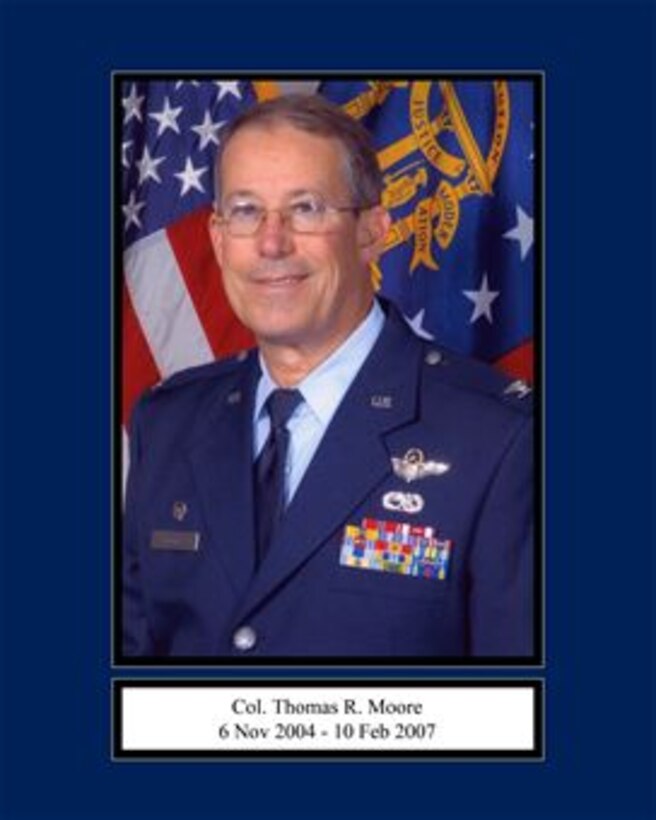 Portrait of Col. Thomas R. Moore
165th Airlift Wing Commander
6 nov 2004 - 10 Feb 2007