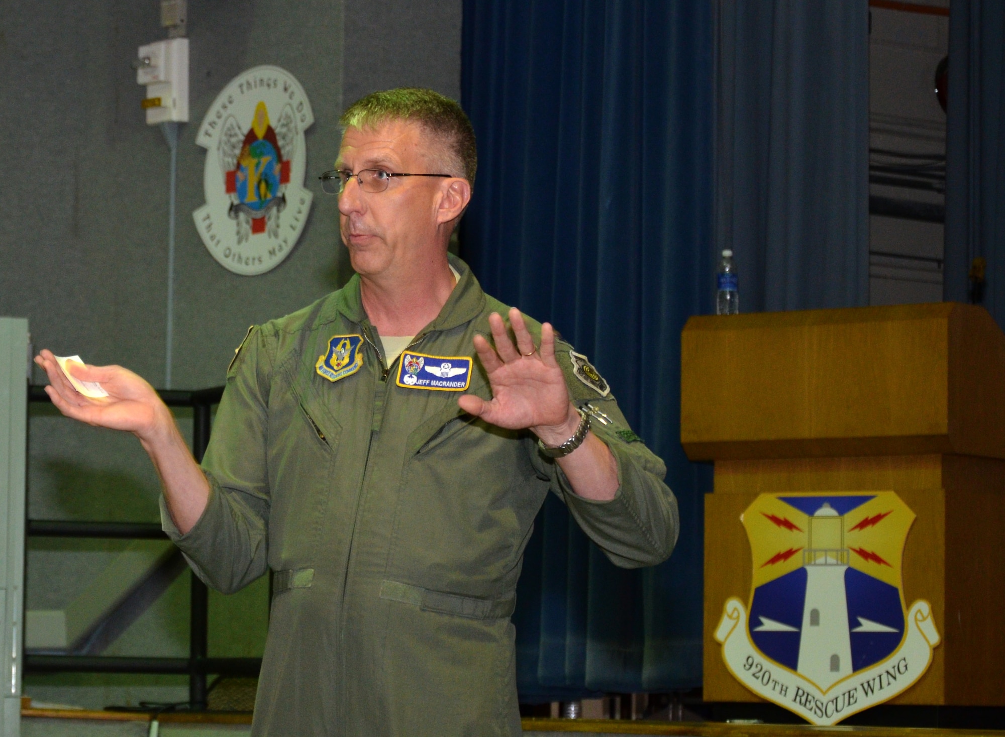 920th RQW Wing Commander addresses officers > 920th Rescue Wing ...