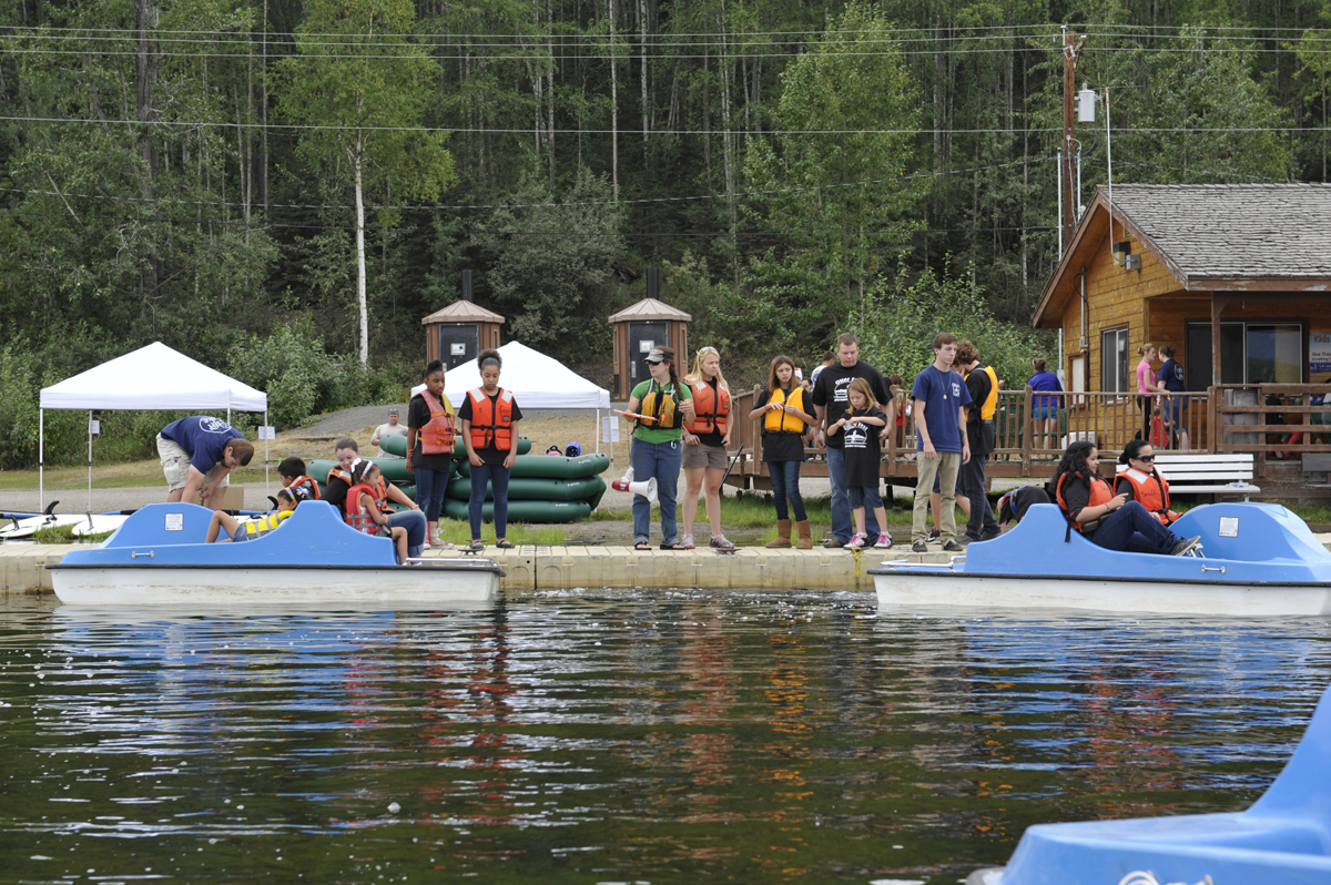 JBER families enjoy Otter Fest fun > Joint Base ElmendorfRichardson > Articles