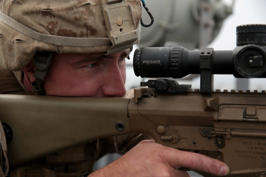 BLT 1/4 Snipers aid in ship defense