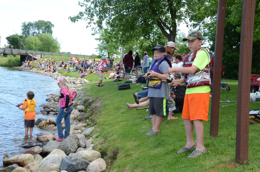 The Corps of Engineers hosted a youth fishing derby at the Leech Lake Recreation Area at Federal Dam, Minn., on Saturday, July 20, 2013. More than 170 young anglers, ranging in age from one through 14 showed up to see if they could catch the biggest fish of the day. The largest fish caught was a 23-1/3 inch walleye, but the big winners were the children. “The real goal of the event is to introduce the kids to the environment,” said Timm Rennecke, Leech Lake Recreation Area Park Manager.