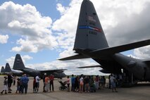 YOUNGSTOWN AIR RESERVE STATION, Ohio—YARS Family Day participants line up to tour a C-130H Hercules aircraft here, Aug. 4. Family day is a yearly open house event held for Citizen Airmen and their families. U.S. Air Force photo by SrA Rachel Kocin.