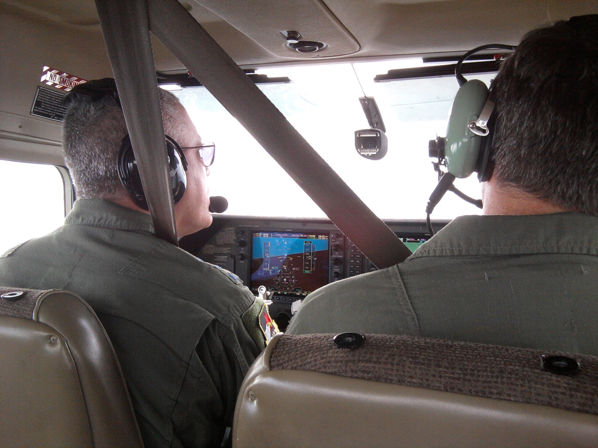 Lt Gen Etter flying the CAP Fire Patrol mission with Lt Col Heikkinen.